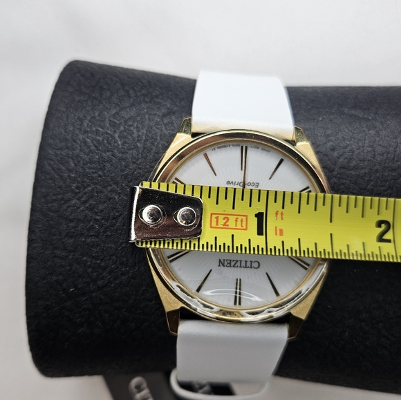 Citizen Eco-Drive watch - Picture 8 of 9